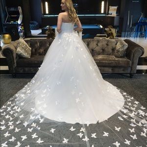 Butterfly wedding dress